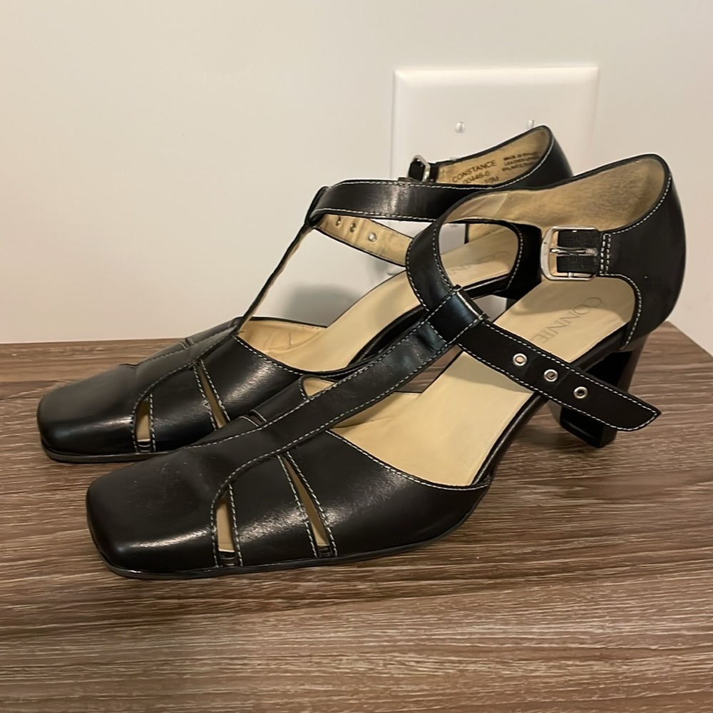 Connie Old Style Vibe Medium Heels Size 10 Black T-Strap Capsule Academia Retro
